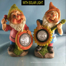 Jogando Música Solar Enfeitado Polyresin Dwarf for Garden Decoration